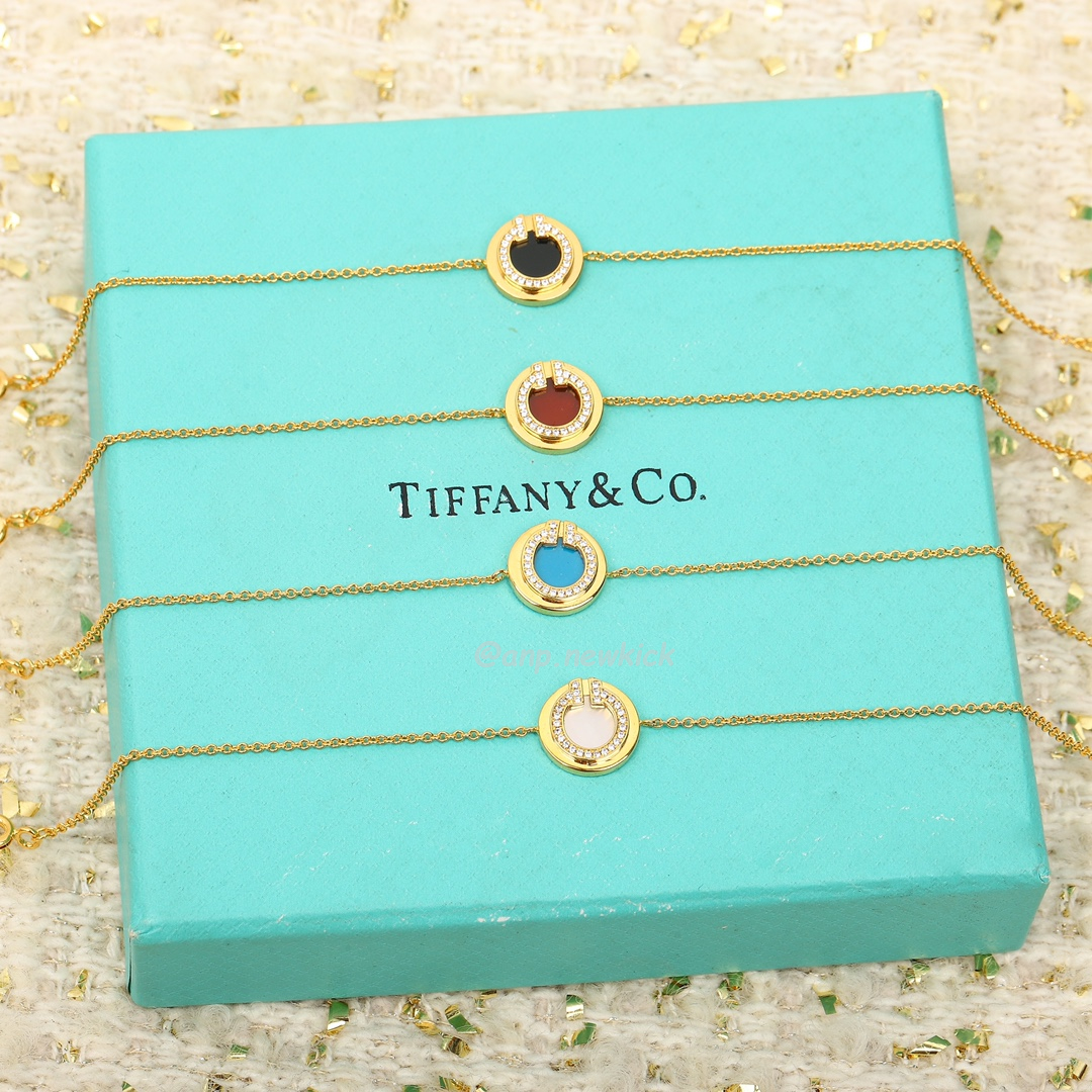 Tiffany T Gold Diamond And Turquoise Circle Pendant (2) - www.newkick.vip